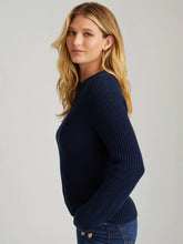 Load image into Gallery viewer, Jane Pullover - Dark Blue

