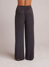Load image into Gallery viewer, Easy Pleated Wide Leg Pant - Slate Charcoal
